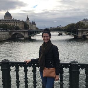 Meet your Posher, Amanda